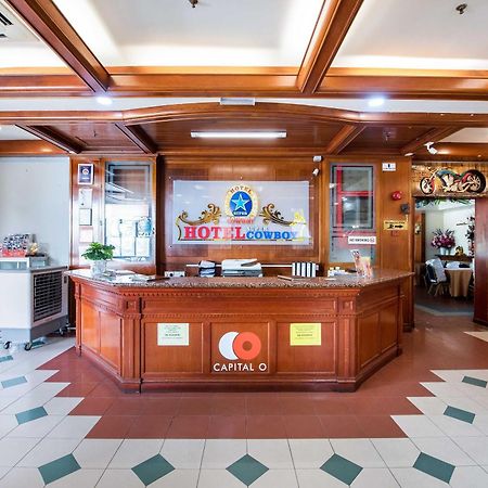 Collection O Hotel Super Cowboy Malacca Екстер'єр фото