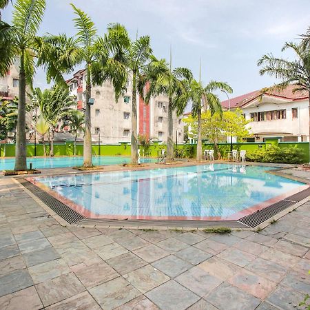 Collection O Hotel Super Cowboy Malacca Екстер'єр фото