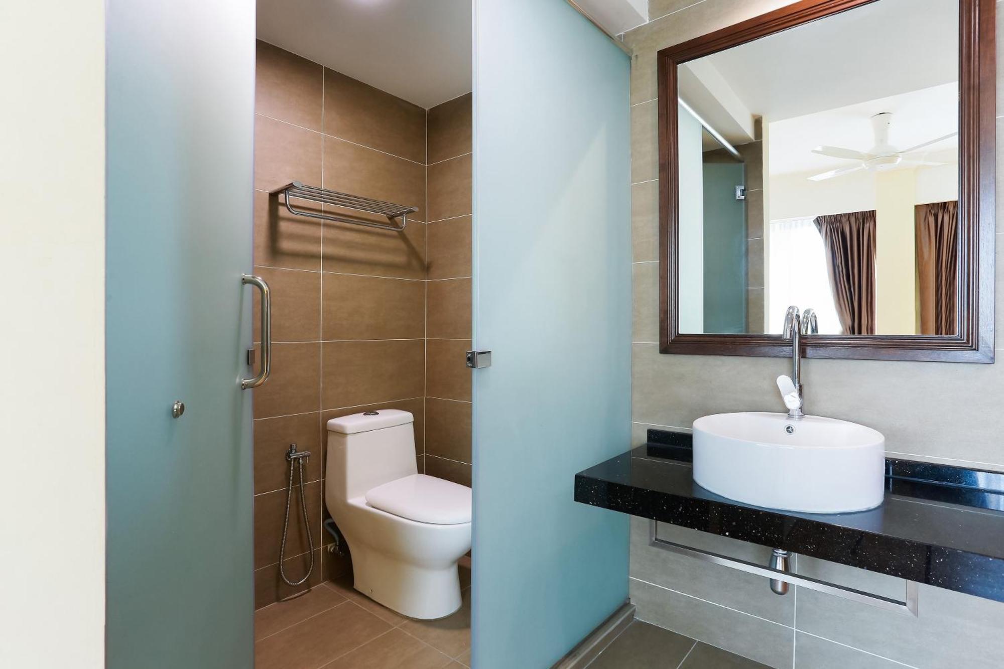 Collection O Hotel Super Cowboy Malacca Екстер'єр фото